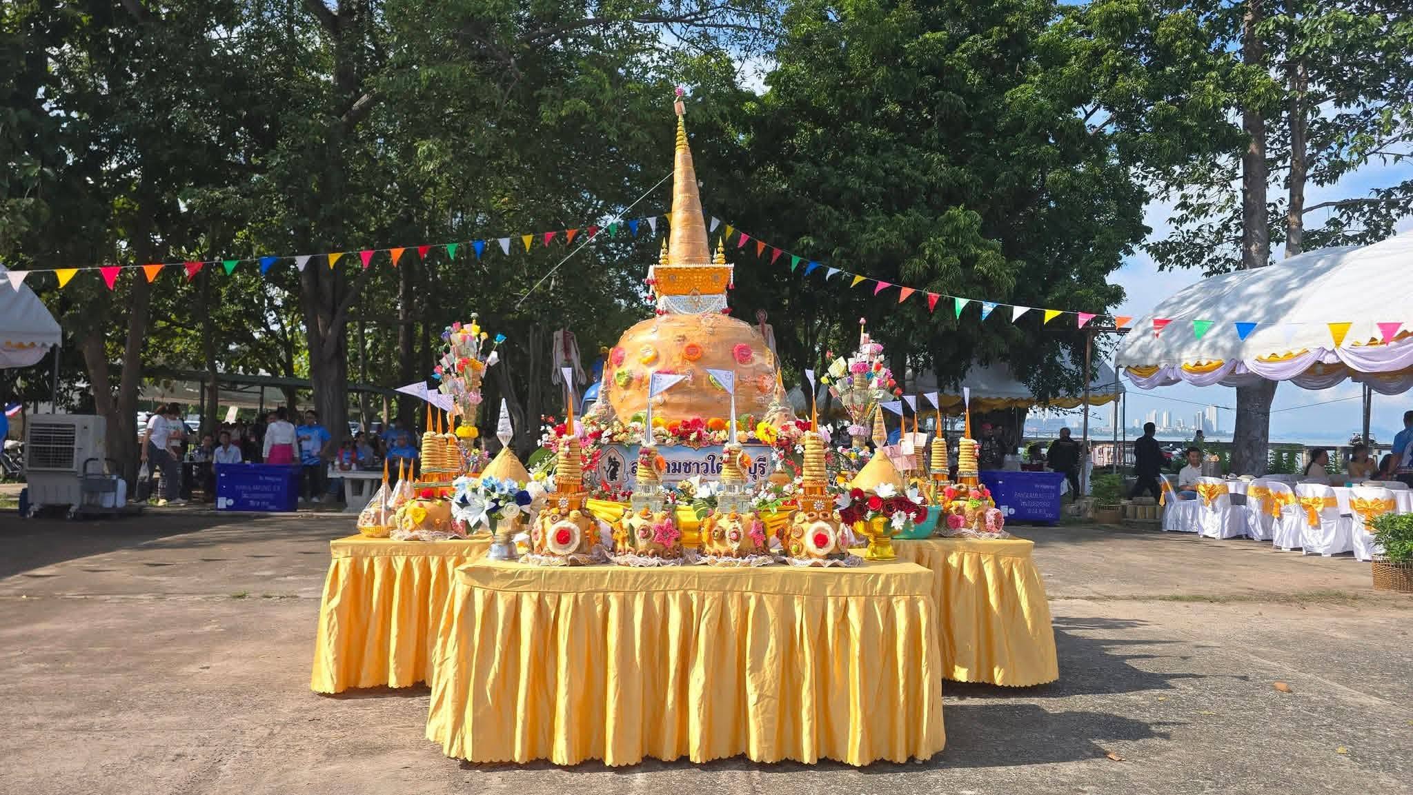 งานประเพณีสารทเดือนสิบ
